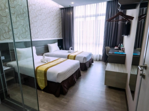 Indra Hotel
