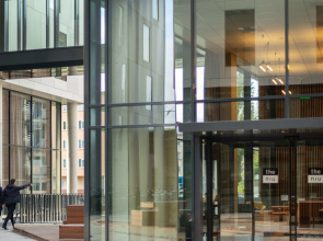 Holiday Inn - the niu, Fender Amsterdam by IHG
