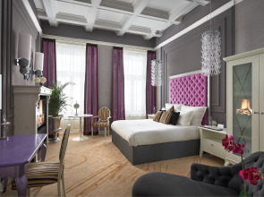 Aria Hotel Budapest by Library Hotel Collection
