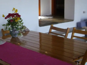 Stelas House