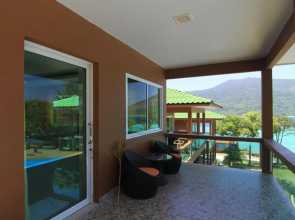 Mountain Resort Koh Lipe