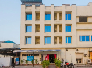 OYO 14699 Hotel Nakshatra Regency