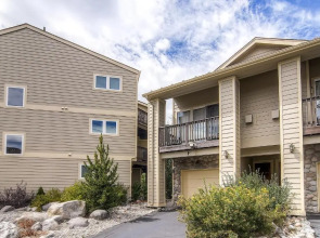 Two-Bedroom Townhome 103F at The Pointe