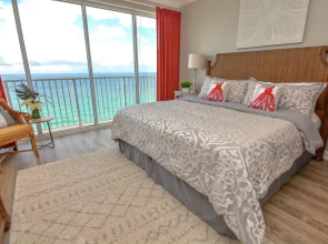 Boardwalk Beach Resort 1908 by Teeming Vacation Rentals