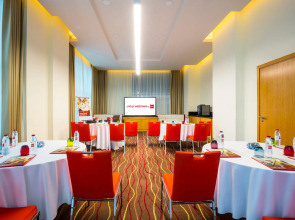 Отель Ibis Mall Avenue Dubai