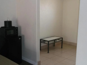Travel Inn and Suites