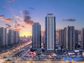 i Electronic Sports Hotel (Xinxiang Municipal Government High-speed Railway Station)