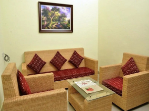 Hotel Sapphire Inn