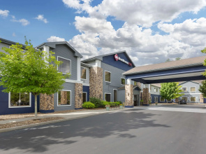 Best Western Plus Victor Inn & Suites