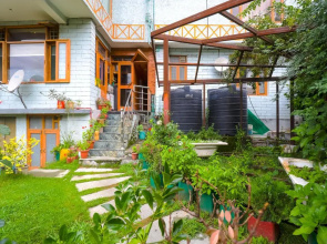 The Byke Neelkanth Manali