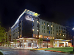 Aloft Richmond West Short Pump