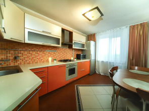 Апартаменты на улице Луначарского 1