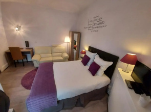 "Petillat"-Superbe Studio Meuble 3 Etoiles