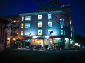 Tchero Hotel