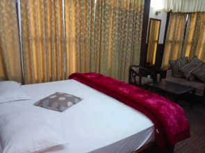 Kasauli Hotel Puri