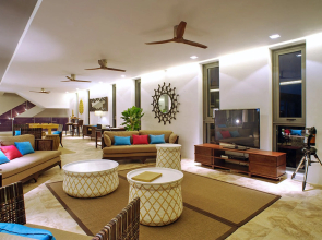Luxury Villa Crystal Blue