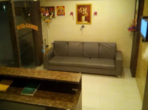 Hotel Golden Dream Lodging