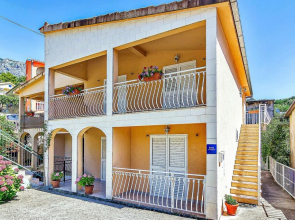 Amazing Apartment in Podgora With Wifi and 2 Bedrooms