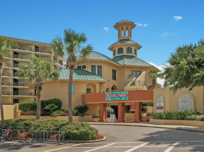 1/2 Mile to the Beach at Sandestin + Pool: Lake Views at Beachwalk Villas