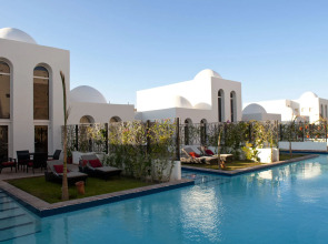 Fort Arabesque Resort, Spa & Villas