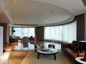 Qingdao Haiyi Sailing Hotel