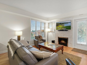 2301 Country Club Drive - 3 Bedroom