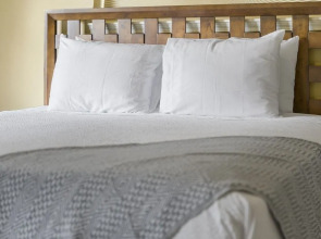 Spring Creek Escape - Balcony w/ Views