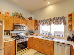 Desert Gem w/ Patio + Grill, Near Oracle St. Park!