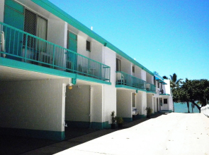 Townsville Seaside Apartments