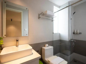 La Airport Tan Binh Hotel