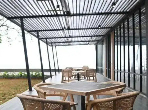 Lynn Resort Carita