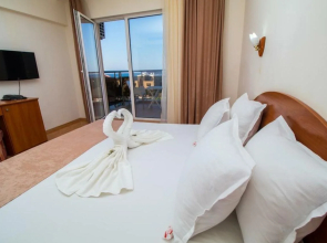 Hotel Sunny