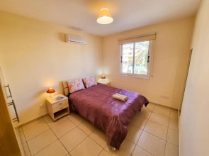 Yaar Apartment with pool and tennis court