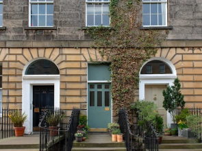 Stunning 4 Bedroom Central Edinburgh