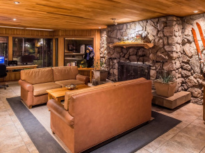 Station House Inn - Near Heavenly Gondola