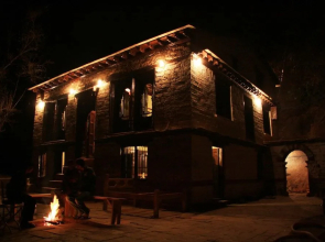 Nanda Heritage Home Kurur