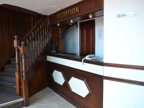 Jini Hotel