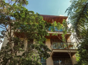 Santuario Apartments