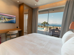 Akres Luxury Sea View Villas