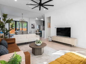 Stylish Home With Firepit & Balcony Steps From Austins Best Near Rainey St, Lady Bird Lake & Downtown The Ashlee by Avantstay