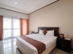 Surya Kencana Seaside Hotel