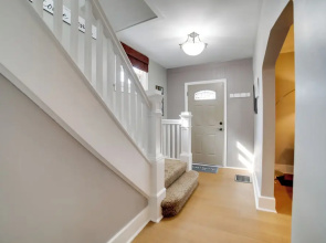 Pittsburgh Home w/ Private Yard 3 Mi to Dtwn!