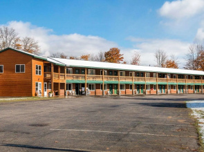 Quality Inn & Suites Munising