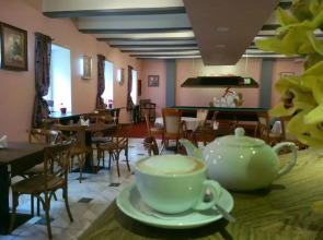 Гостиница А1