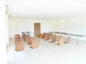 OYO 15723 Hotel Rishi Gardens