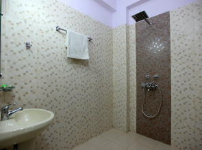 OYO 580 Hotel Airport City