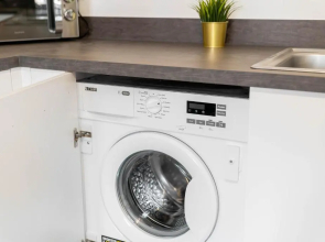 Haus Luxury Apartment - Selly Oak - Parking - Top Rated