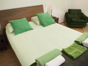Oriente DNA Studios & Rooms
