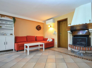 Amazing Home in Portoroz With Wifi and 6 Bedrooms