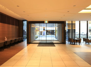Smile Hotel Premium Osaka Hommachi